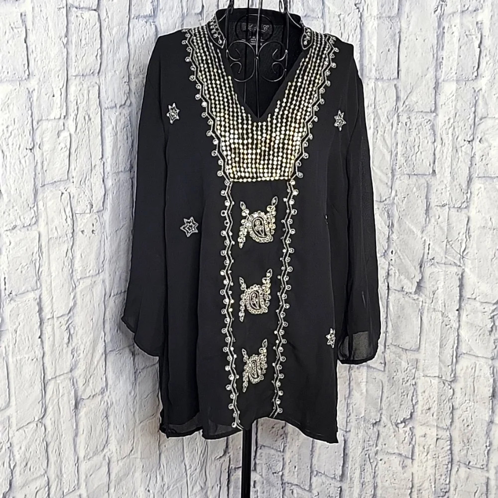 A.K.C. Sequined and Embroidered Black‎ Blouse Large
